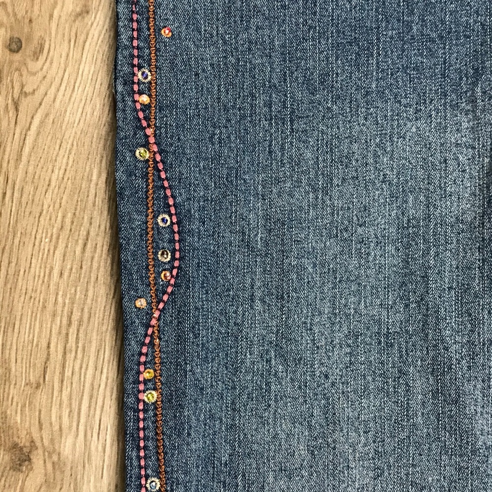 # Capris Cosmo Politan Jeanswear Embellished Capri Jeans Sz 10P